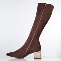 37 SAMPLE - PAXTON/COCOA MICRO STRETCH SUEDE - Image 2