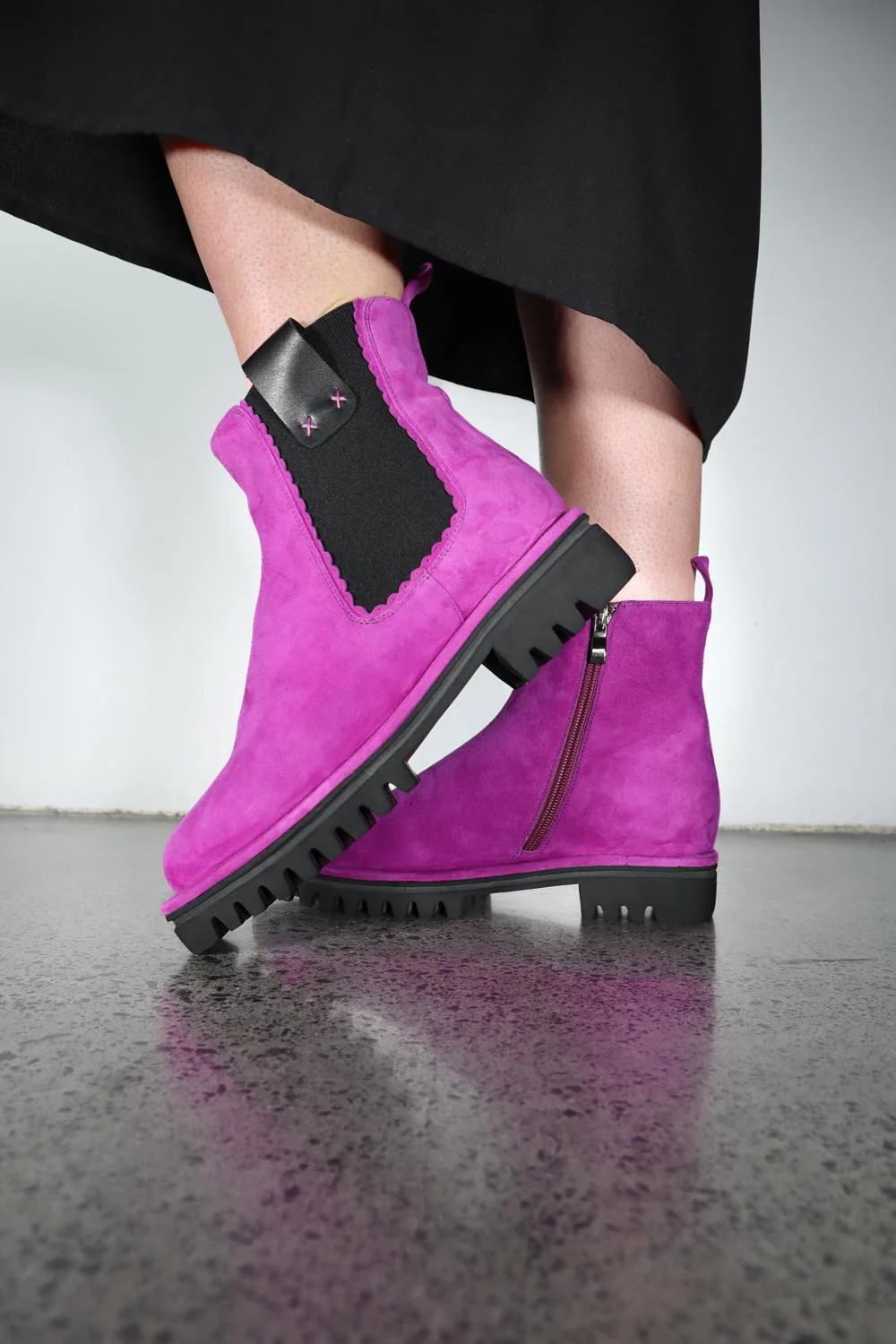 Demi - Last Pairs - Image 3