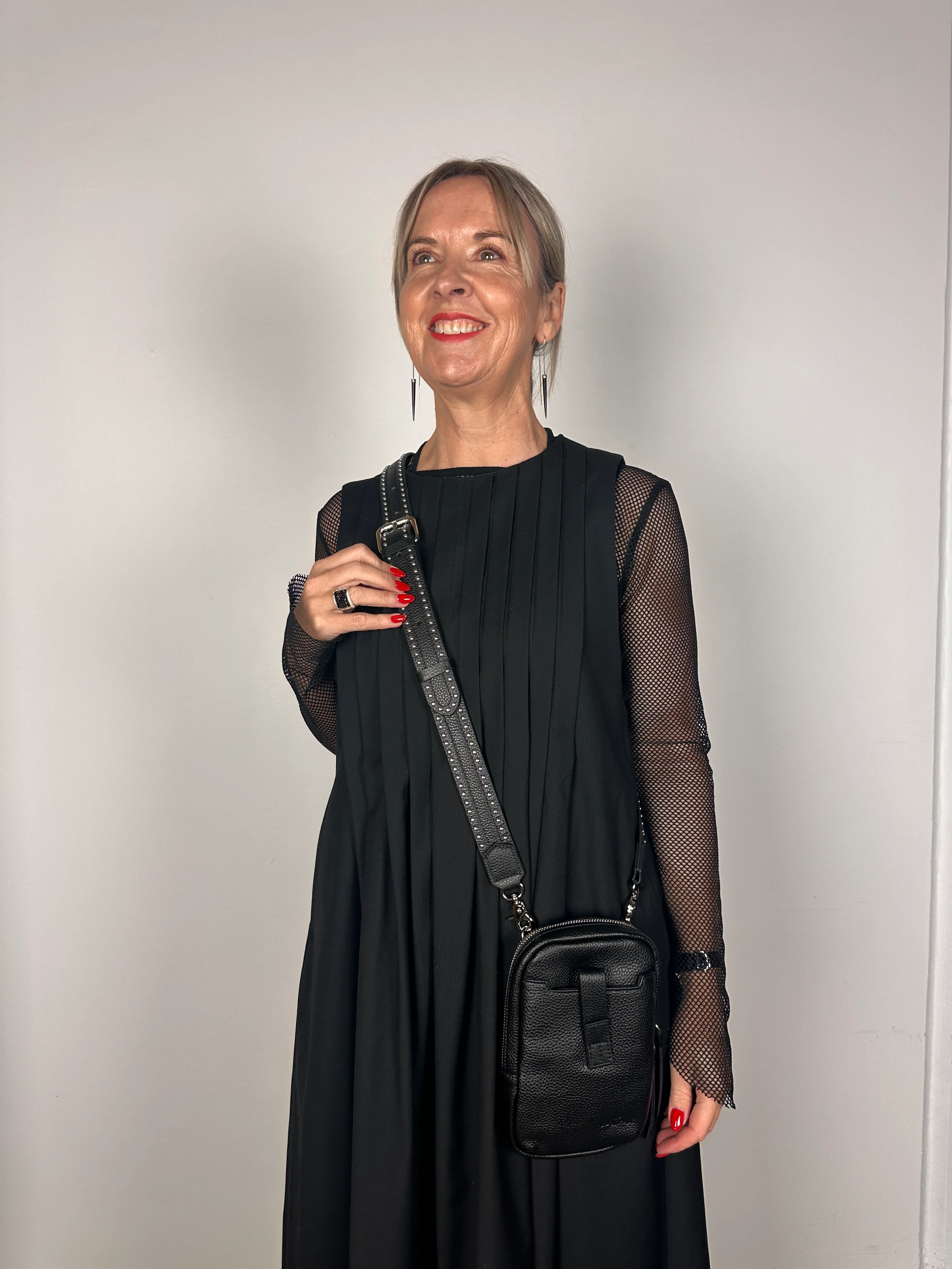 Dial Up Jet Setter - Leather Crossbody Phone Bag - Image 21