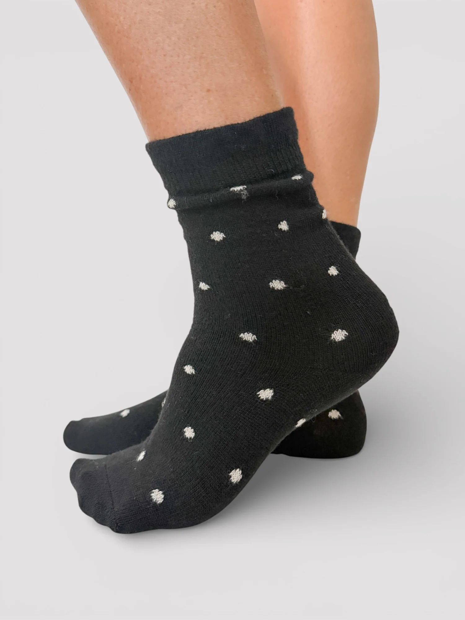 DOT FRILL MID SOCK - Image 2