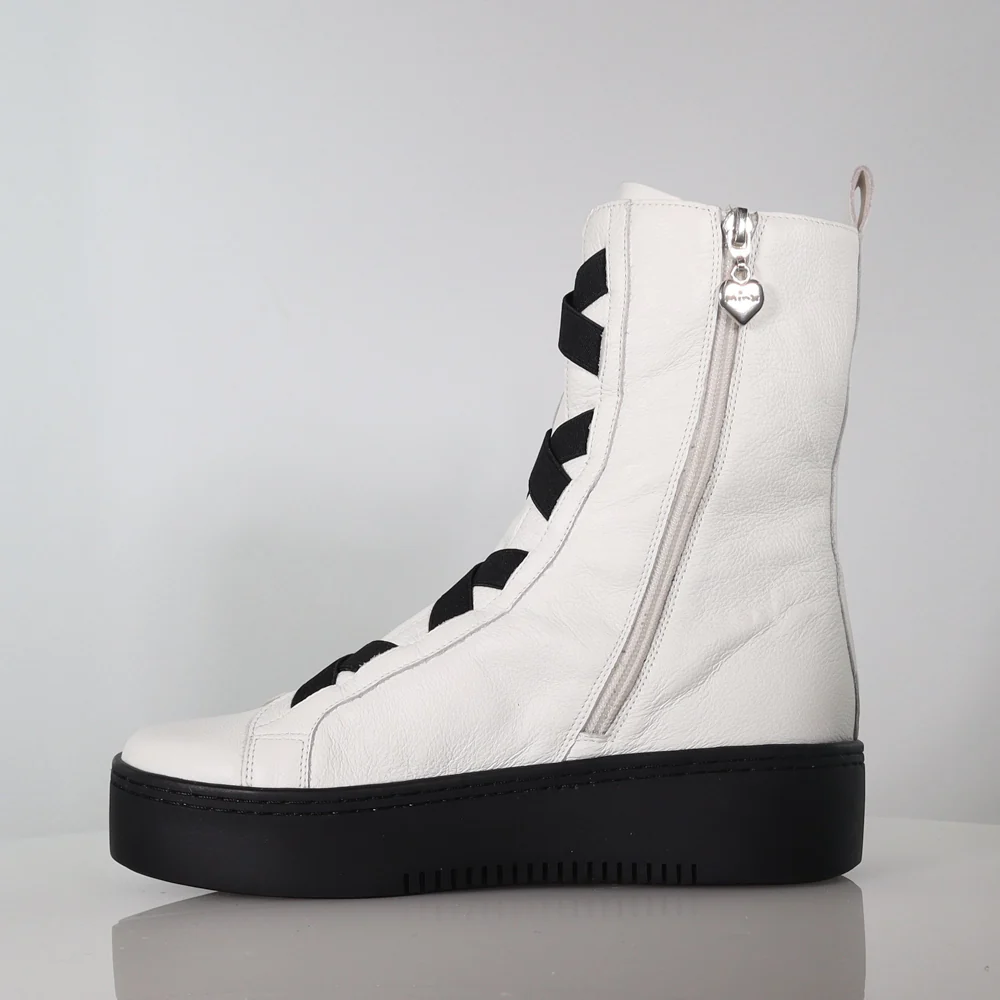 Katerina Platform sneaker boot - Image 30