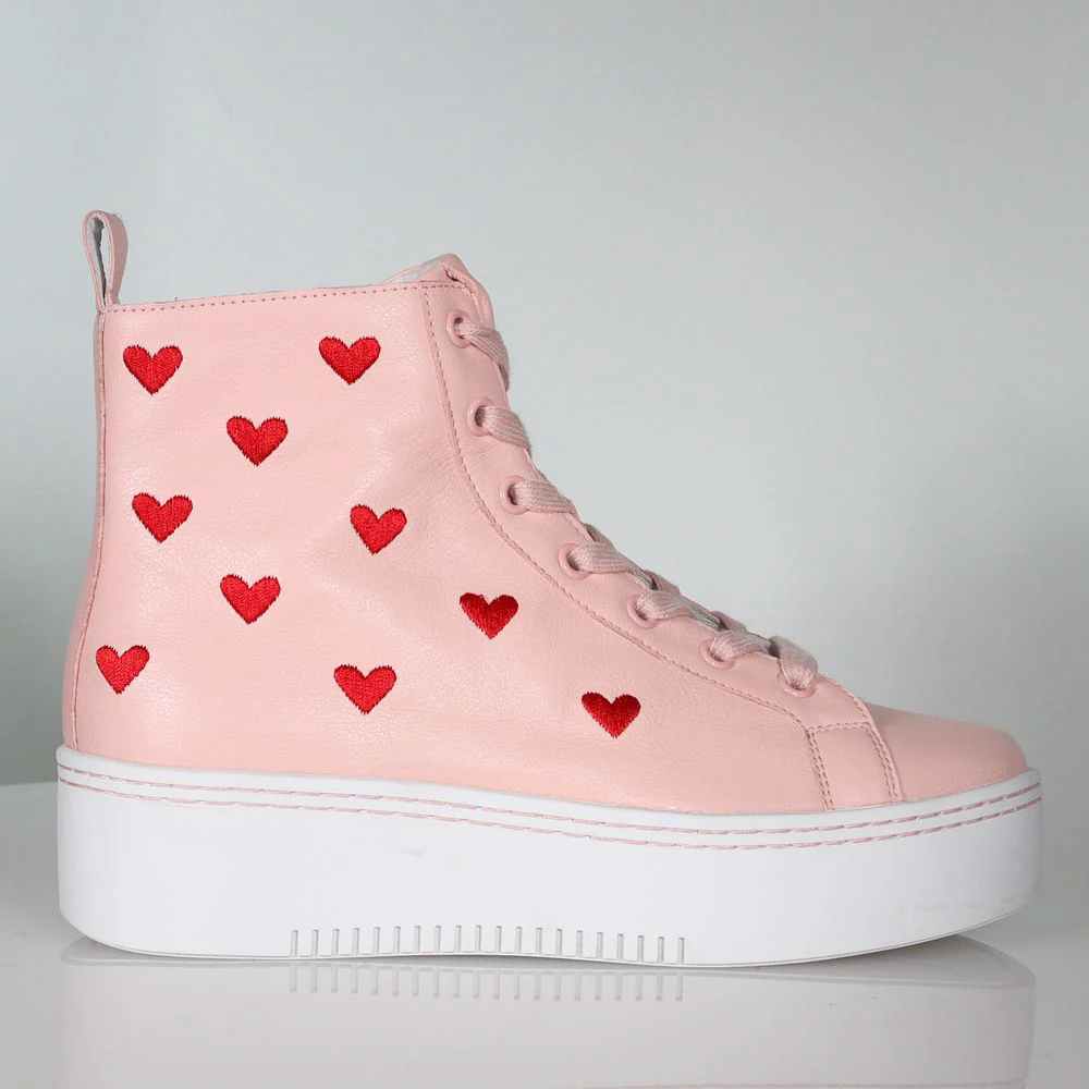Queen of Hearts - Last Pairs - Image 6