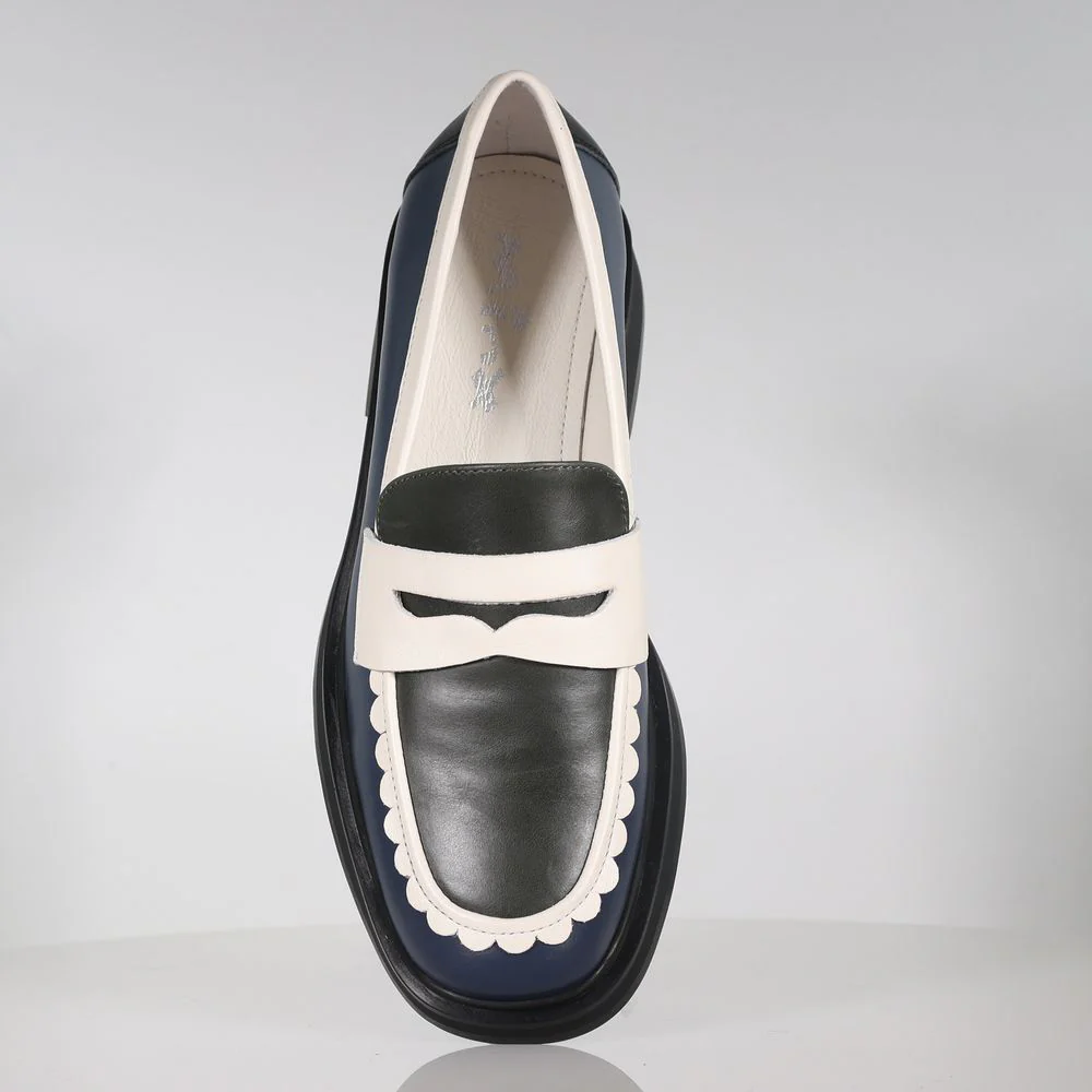 Showtime - Image 15