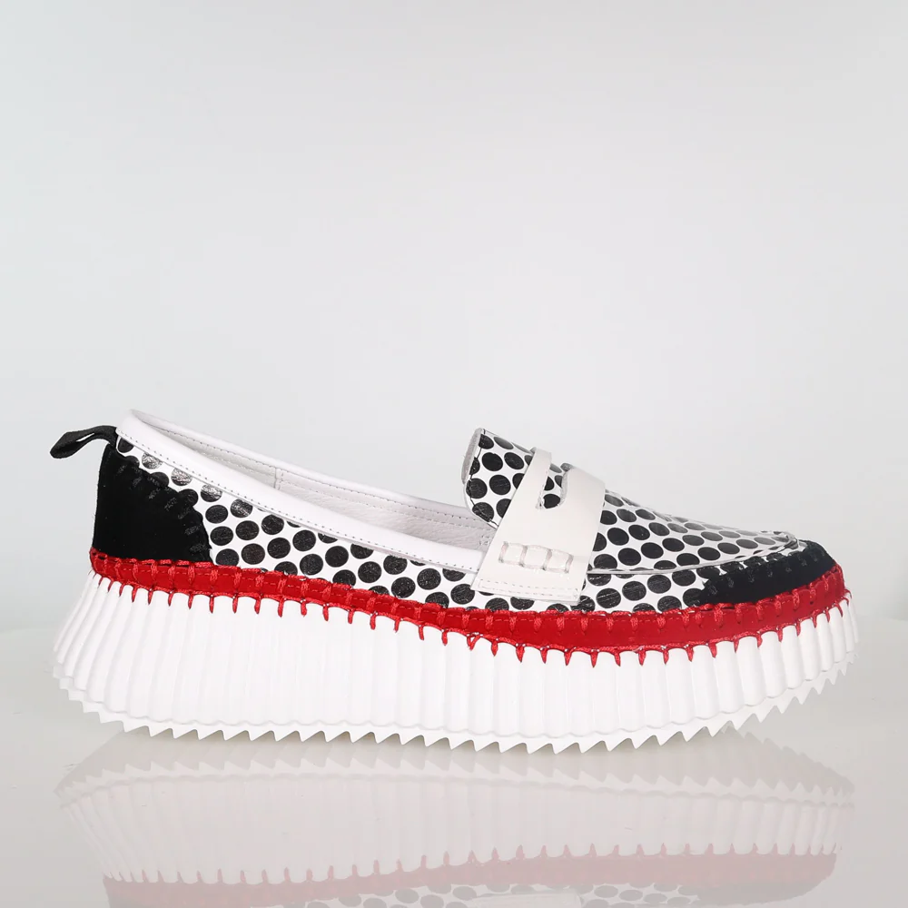 Tide - Last Pairs - Image 4